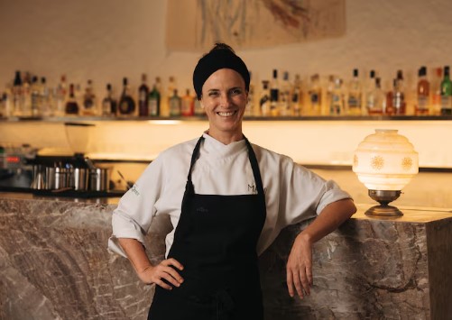 Helena Rizzo celebra 20 anos do Maní com cardápio renovado e jantar especial